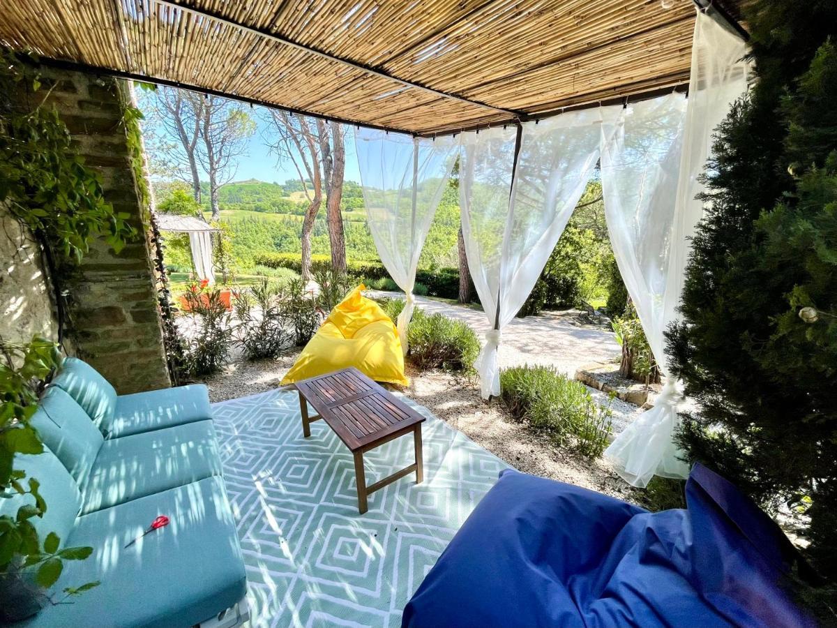 La Panoramica Gubbio - Maison De Charme - Casette E Appartamenti Self Catering Per Vacanze Meravigliose! Экстерьер фото